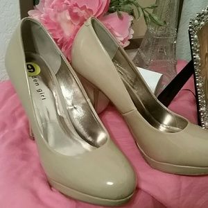 Madden Girl Tan Heels