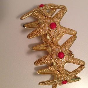 Lilly Pulitzer Jewelry - Lilly Pulitzer Gold Starfish Bracelet Lilly Pulitzer Jewelry - Lilly Pulitzer Gold Starfish Bracelet