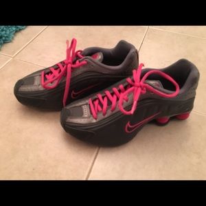 Nike shox