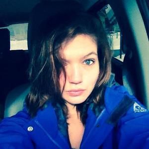 Meet your Posher, Louise