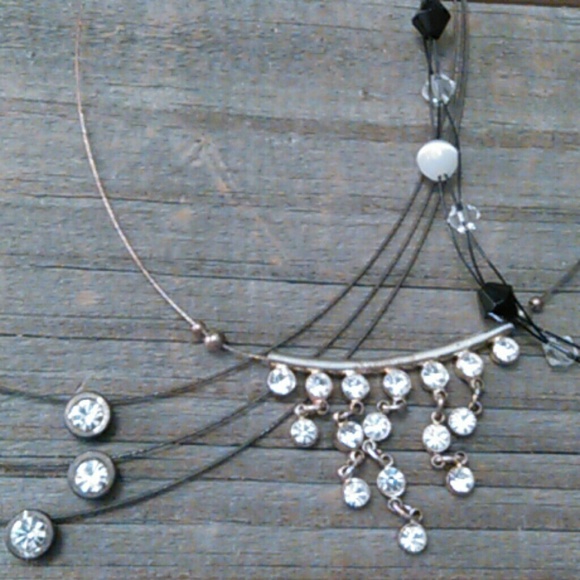 Three adjustable necklaces