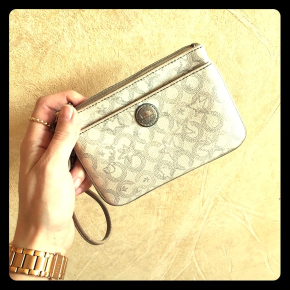 Coach Poppy Wristlet