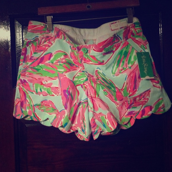 Lilly Pulitzer buttercup shorts