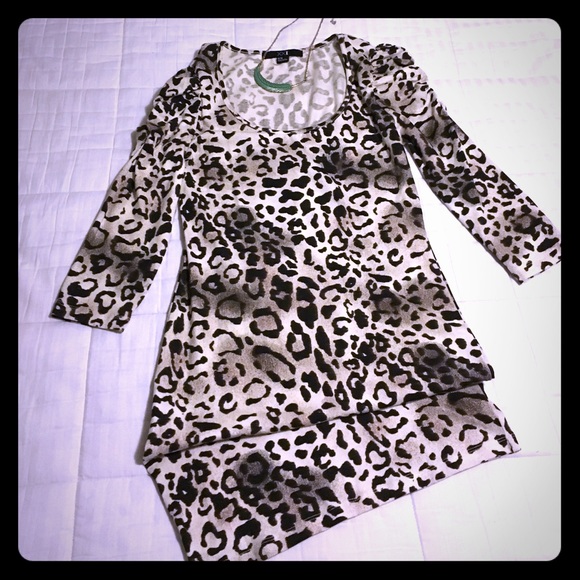 Animal print 3/4 sleeve dress