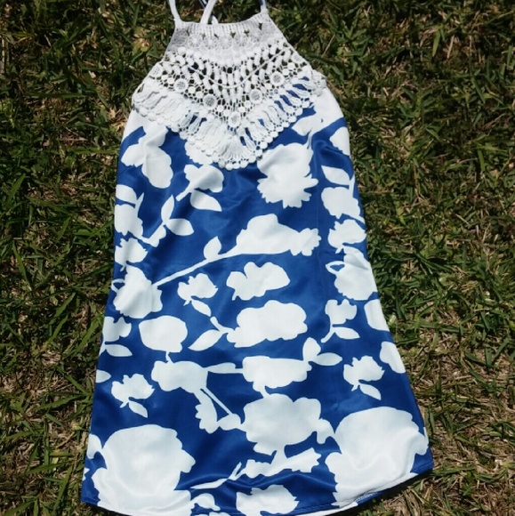 NWOT Gorgeous Dress - Picture 4 of 4