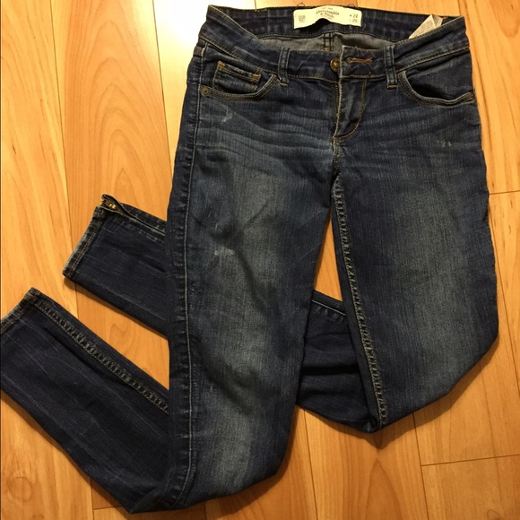 Abercrombie Dark Wash Ankle Zip Skinny Jeans