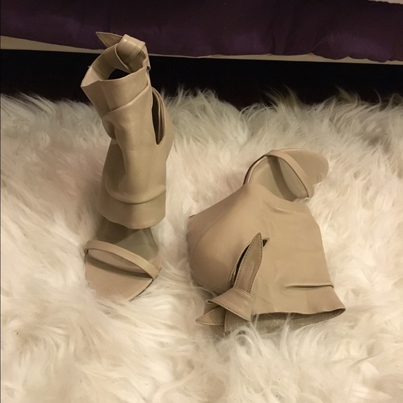 Max Azria Gemma Wedges