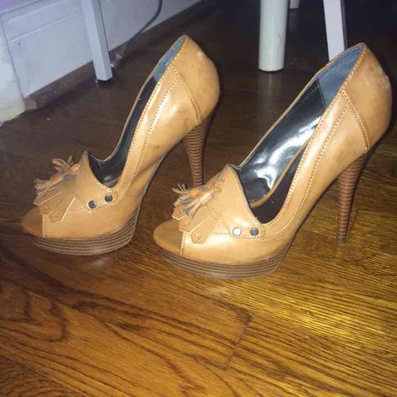 SimplyVera heels