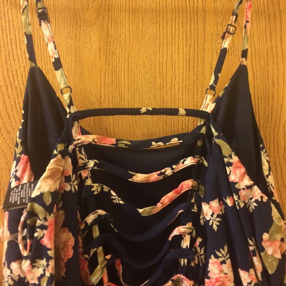 Navy blue floral dress! - Picture 2 of 2