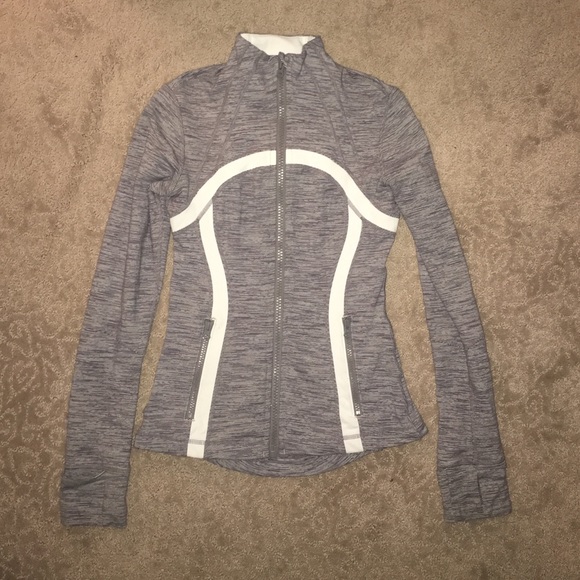 SOLD! Lululemon define jacket size 4