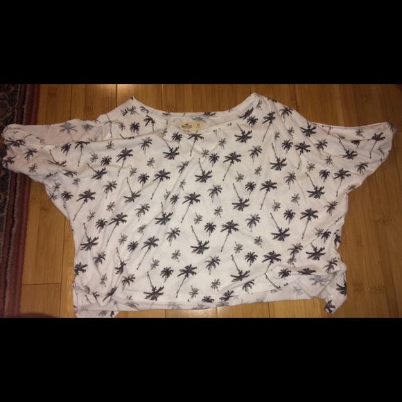 Keyhole Sleeve Palm Tree Top