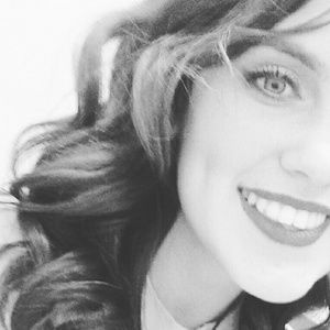 Meet your Posher, Mariana