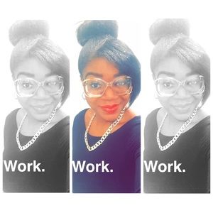 Meet your Posher, Alicia
