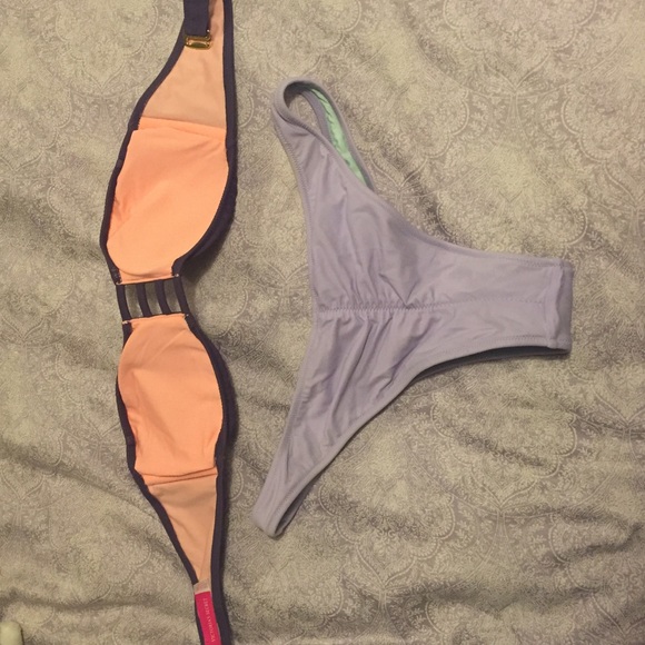 VS purple bikini - Picture 3 of 3