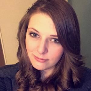 Meet your Posher, Katelyn