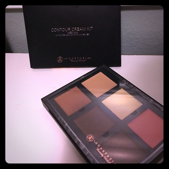 Anastasia Beverly Hills Contour Cream Kit - Medium