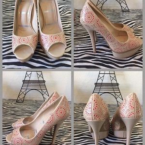 Super cute high heels, great condition
