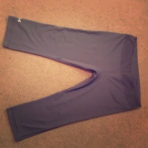 Under Armour leggings!