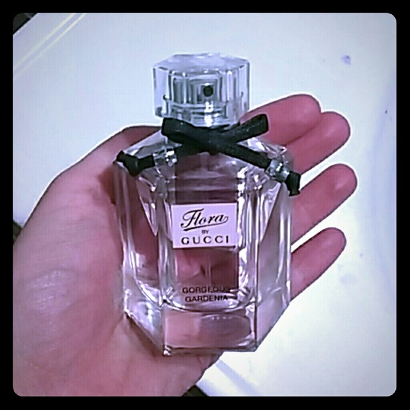 Flora by Gucci perfume