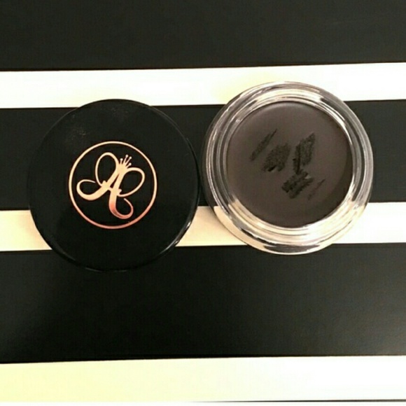 Anastasia Beverly Hills dipbrow pomade ebony
