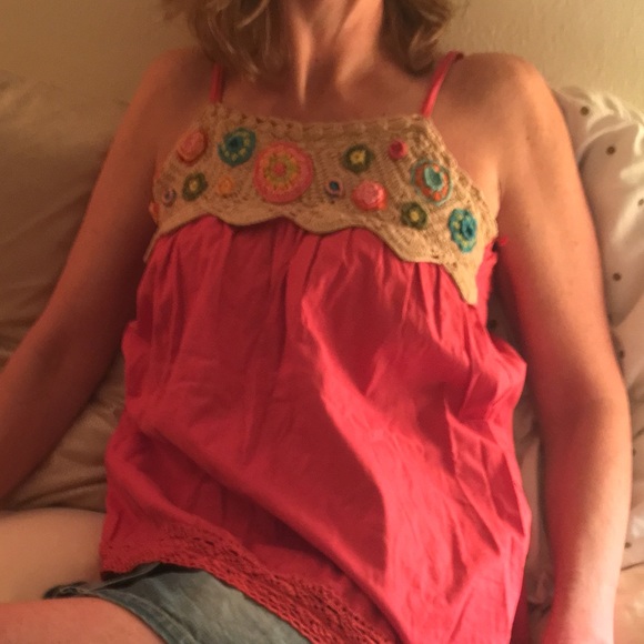 🍃Only the Cutest Tank🍃 - Picture 2 of 3