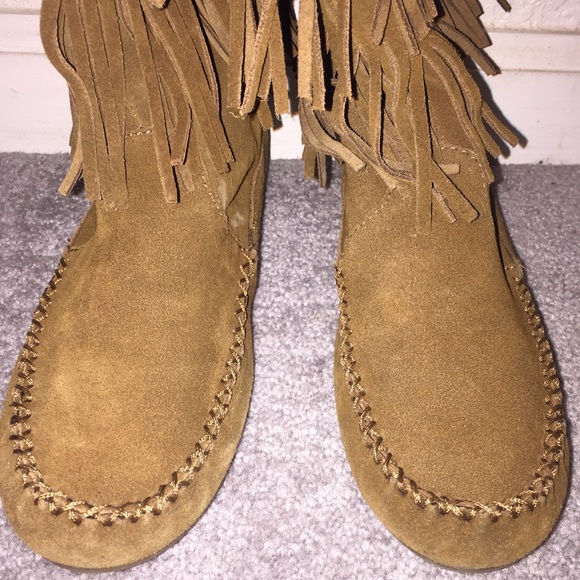Minnetonka Deborah Double Fringe Boot - image 2