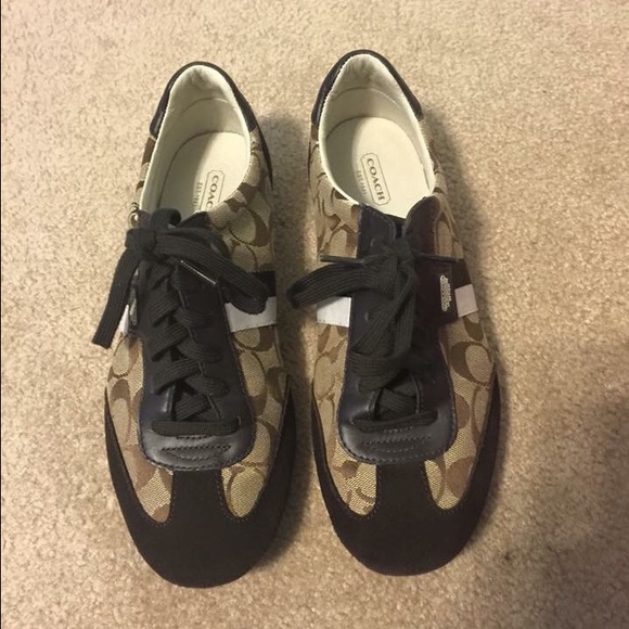 Coach tennis shoes size 10. Only worn 3 times