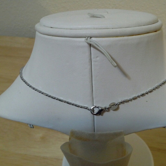 Necklace - Picture 3 of 4