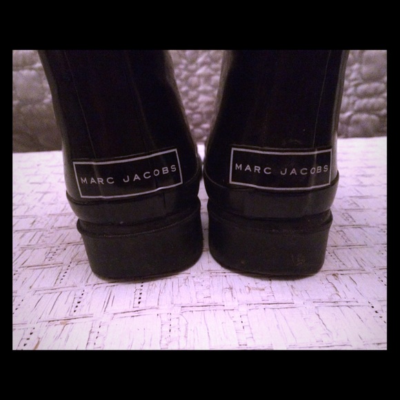 Used black Marc Jacobs Rainboots size 6/36