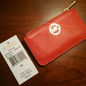 SOLD!!!!!!!!! AUTHENTIC MICHAEL KORS KEY POUCH