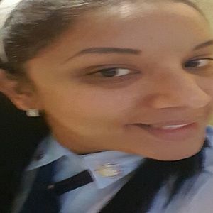 Meet your Posher, Amarilys