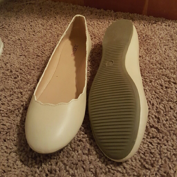 Tan flats