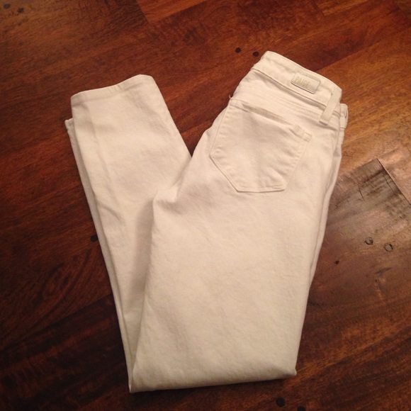 Paige Skyline Ankle Peg jeans