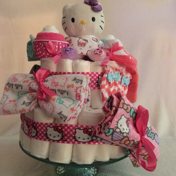 hello kitty diaper cake
