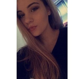 Meet your Posher, Sara