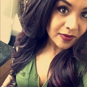 Meet your Posher, Kari