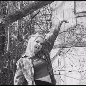 Meet your Posher, Lillie