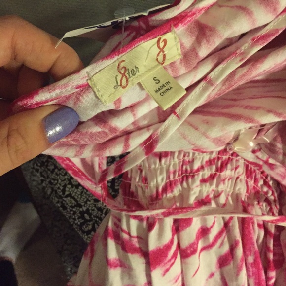 Romper - Picture 3 of 3