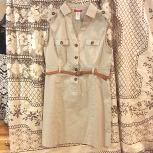 BODY CENTRAL TAN SLEEVELESS CAREER WEAR OR CASUAL