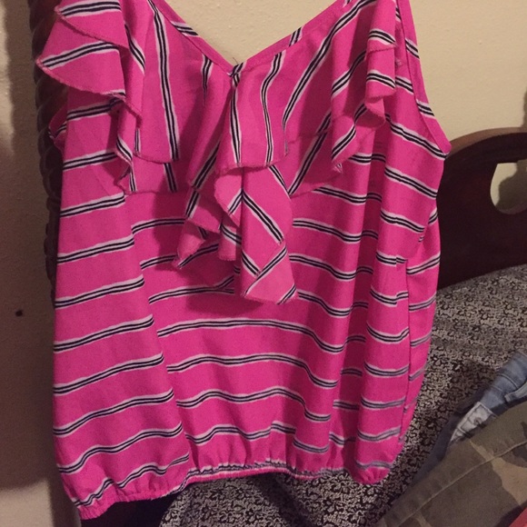 Shirt - Picture 4 of 4