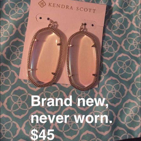 Kendra Scott opalescent Danielle's
