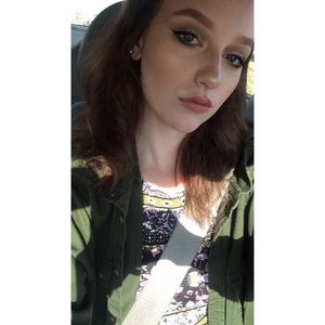 Meet your Posher, Jillian