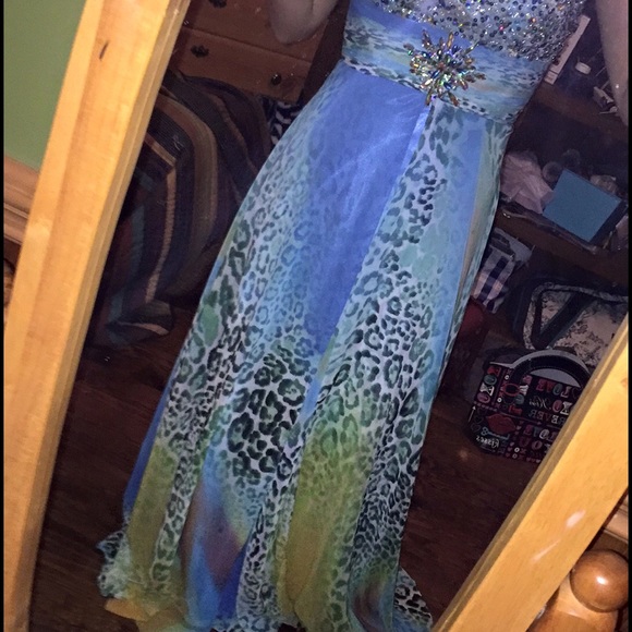 Size 4, Prom dress!!!!👗💋 - Picture 1 of 2