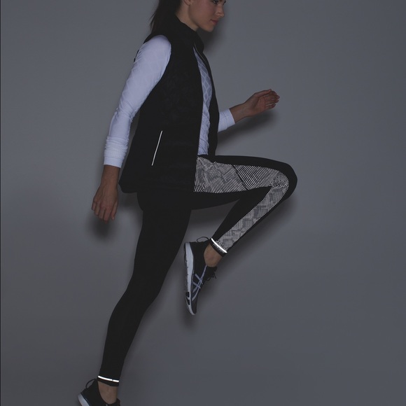 Lululemon Speed Tight IV Lights out