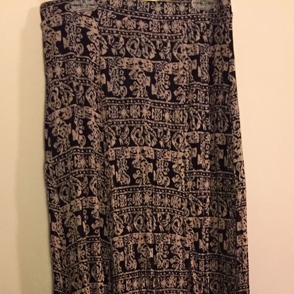 Maxi skirt