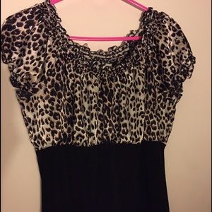 Cute leopard top