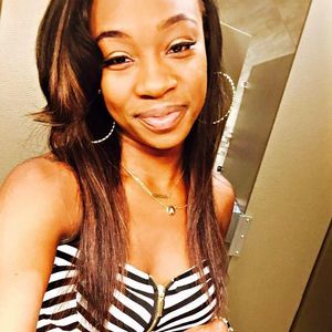 Meet your Posher, Aisha