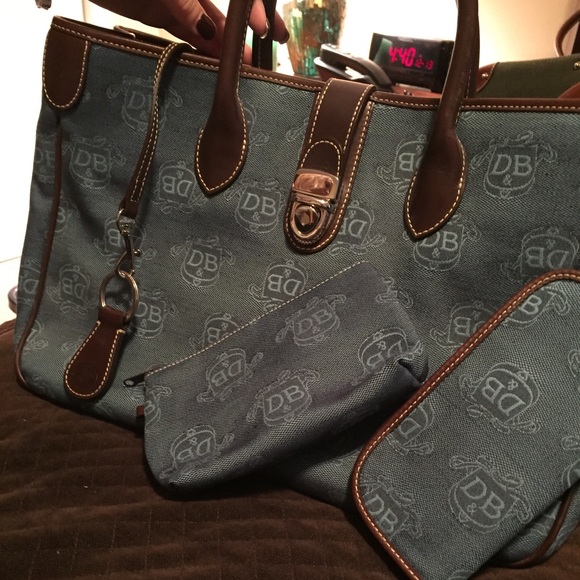 Dooney and Bourke Bundle ‼️