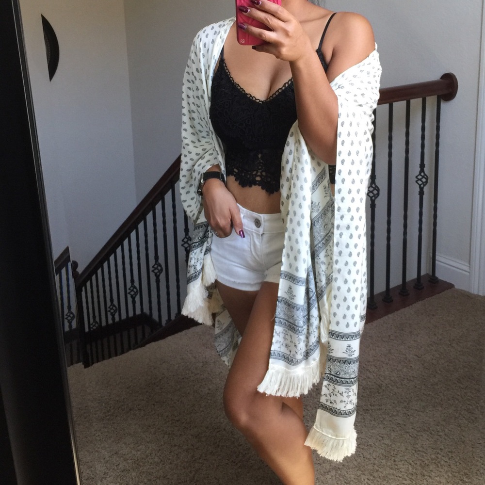 Poncho Style Boho Cardigan - Picture 2 of 4