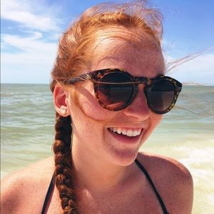Meet your Posher, Raegan